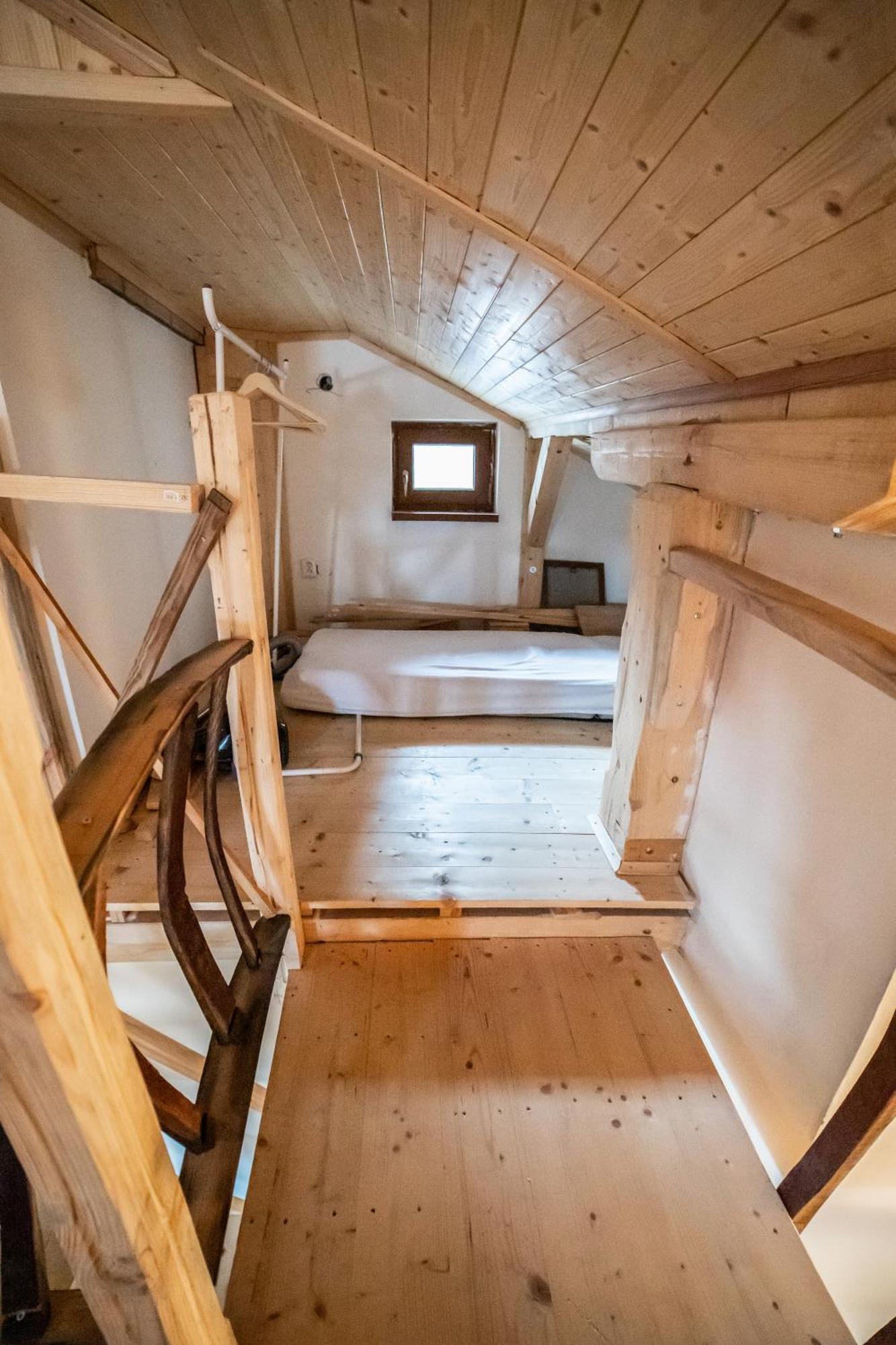 Vinny Sklep Kovarna - Nad Presovnou Rohatec ภายนอก รูปภาพ
